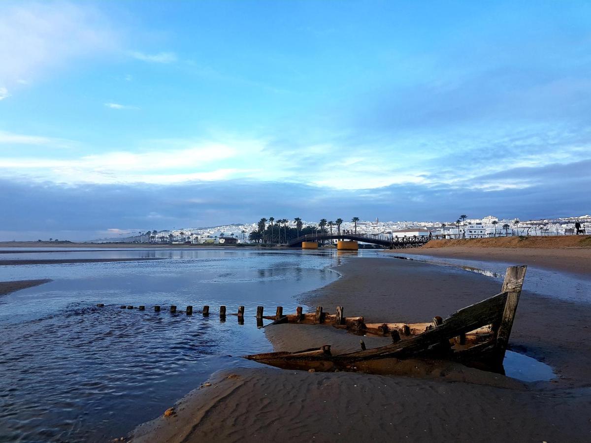 Apartamentos El Arrecife โกนิล เด ลาฟรอนเตรา ภายนอก รูปภาพ