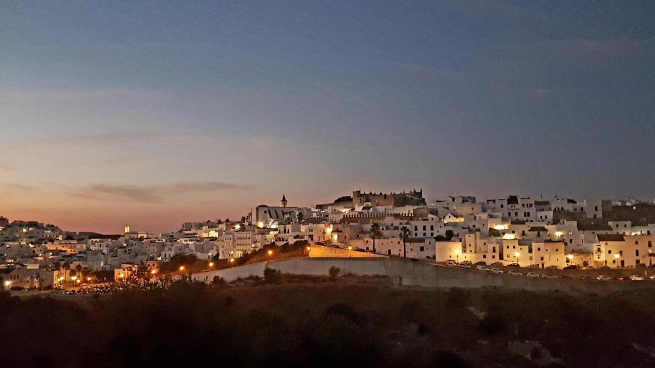 Apartamentos El Arrecife โกนิล เด ลาฟรอนเตรา ภายนอก รูปภาพ