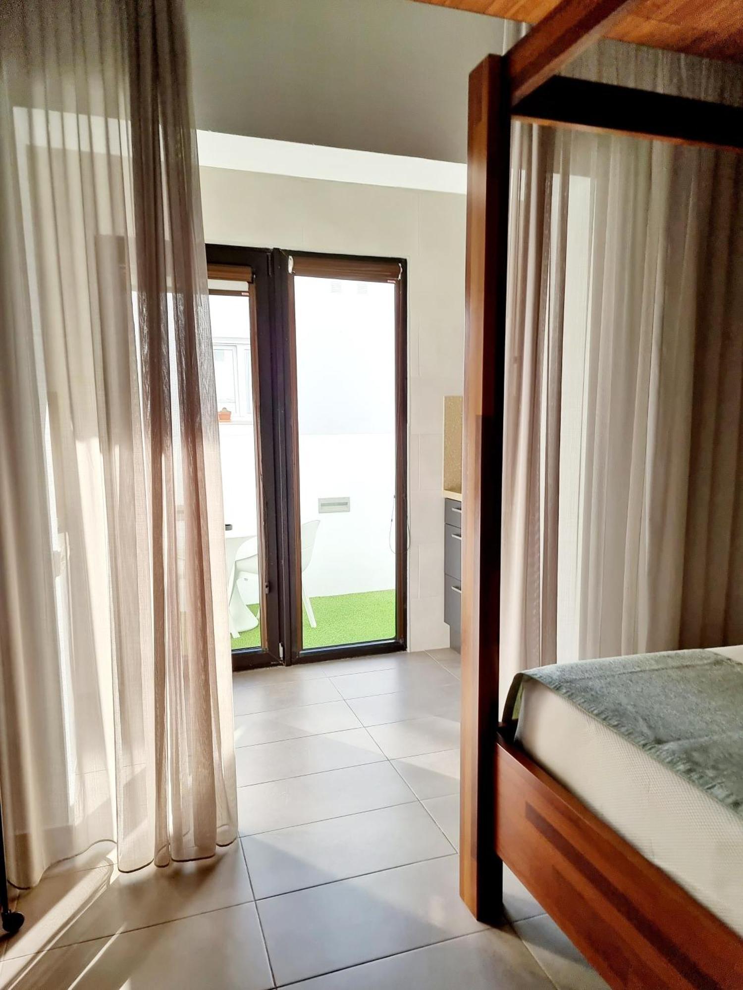Apartamentos El Arrecife โกนิล เด ลาฟรอนเตรา ห้อง รูปภาพ