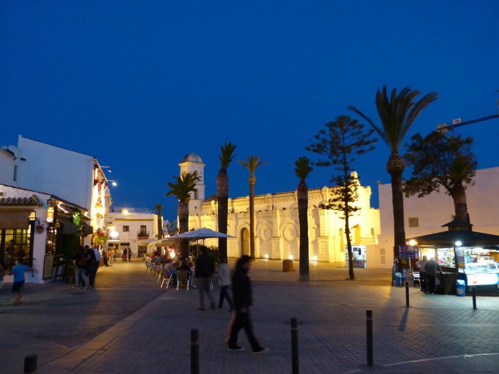 Apartamentos El Arrecife โกนิล เด ลาฟรอนเตรา ภายนอก รูปภาพ